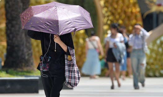 Nắng nóng 36 độ C ở Bangkok, Thái Lan, ngày 5.3.2024. Ảnh: Xinhua