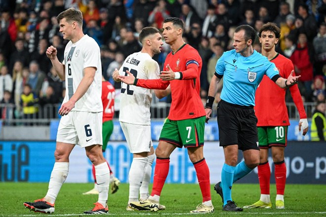 Bồ Đào Nha vừa thua 0-2 trước Slovenia ở khuôn khổ giao hữu quốc tế. Ảnh: AFP