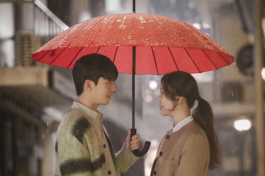 Wi Ha Joon, Jung Ryeo Won đóng phim nối sóng của Kim Soo Hyun, Kim Ji Won. Ảnh: Nhà sản xuất