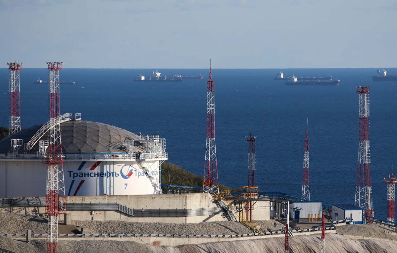 Các tàu chở dầu của công ty Transneft tại Novorossiysk, một trong những cơ sở sản xuất dầu và các sản phẩm dầu mỏ lớn nhất ở miền nam nước Nga. Ảnh: AP