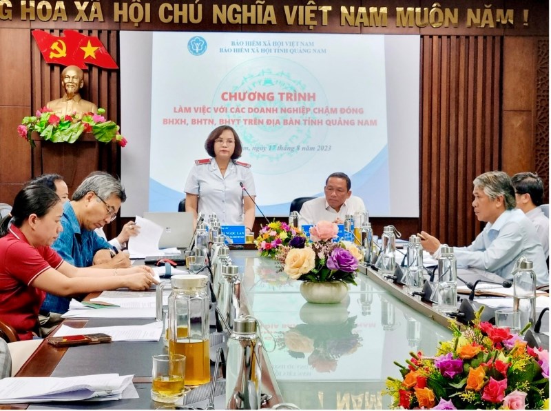 Bà Nguyễn Thị Ngọc Lan - Trưởng Đoàn Thanh tra chuyên ngành BHXH Việt Nam phát biểu khi làm việc với Quảng Nam tháng 8.2023. Ảnh: BHXH Quảng Nam