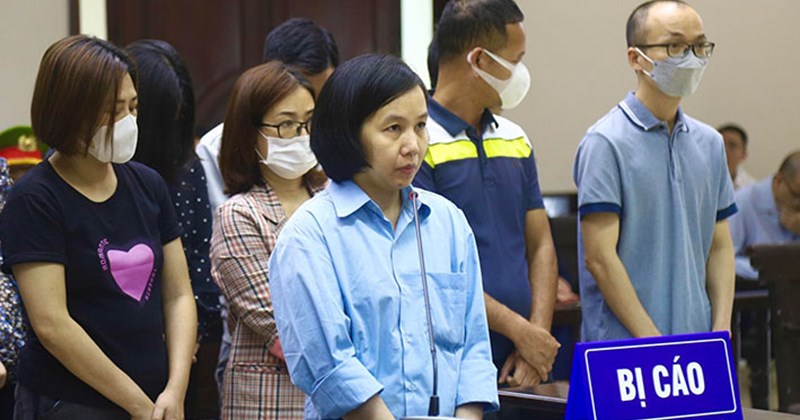 Vụ chiếm đoạt 433 tỉ đồng: Đề nghị bác yêu cầu trả sổ tiết kiệm trăm tỉ