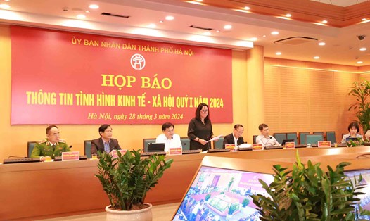 Buổi họp báo thông tin tình hình kinh tế - xã hội quý 1 năm 2024 của UBND TP Hà Nội. Ảnh: Phạm Đông