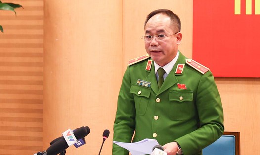 Thiếu tướng Nguyễn Thanh Tùng - Phó Giám đốc Công an TP Hà Nội thông tin tại họp báo. Ảnh: Phạm Đông