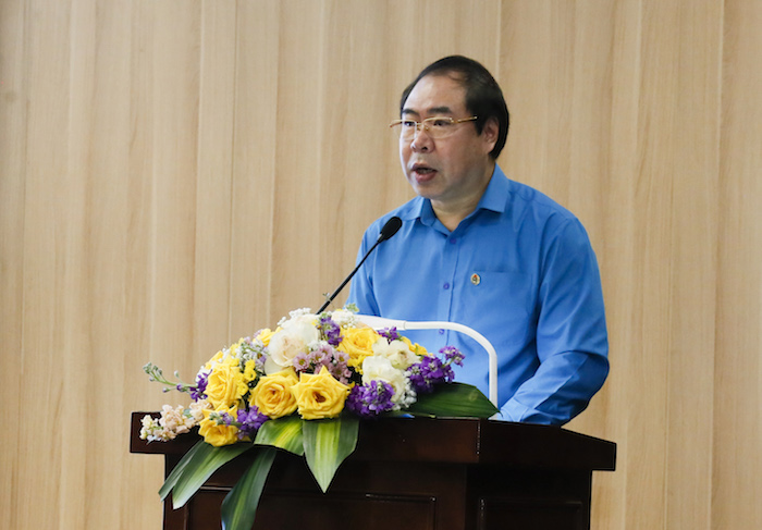 Ông Đỗ Đức Hùng - Chủ tịch Công đoàn Điện lực Việt Nam phát biểu khai mạc hội nghị. Ảnh: Đắc Cường