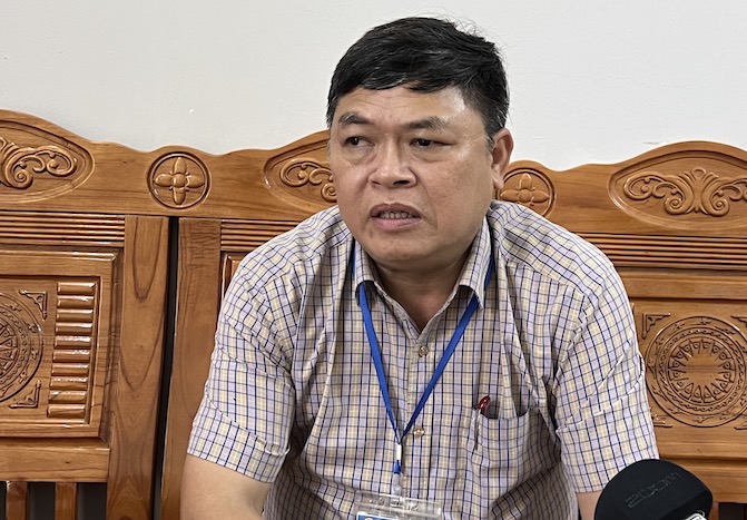 Ông Lê Ngọc Sơn, Chủ tịch UBND xã Hưng Trạch. Ảnh: Công Sáng.