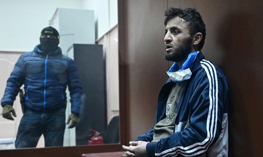 Dalerdzhon Mirzoyev (phải), một trong những nghi phạm tấn công khủng bố Crocus City Hall. Ảnh: Sputnik