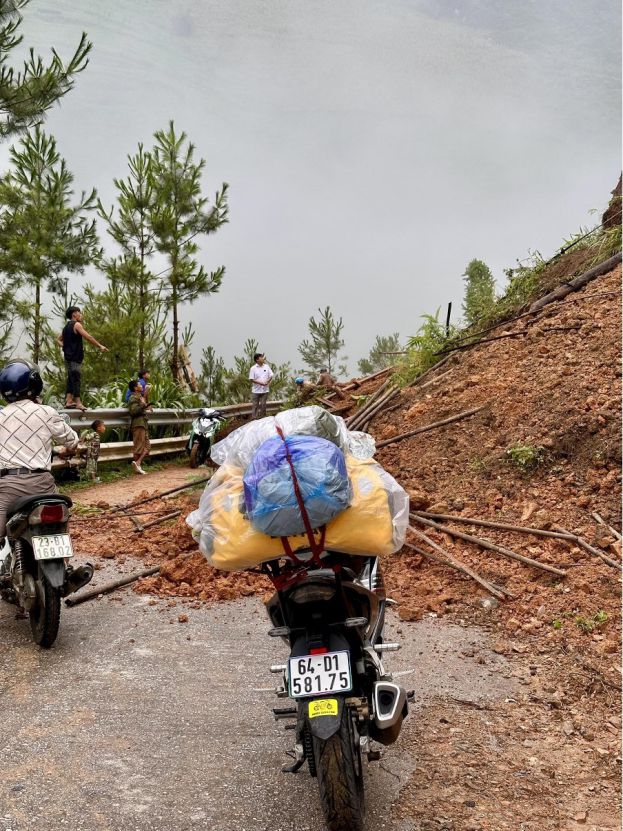 Vụ sạt lở trên đèo Mã Pì Lèng. Ảnh: Nhân vật cung cấp