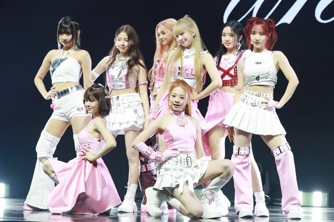 Nhóm nhạc nữ tân binh Kpop có thành viên 13 tuổi lấy TWICE làm hình mẫu