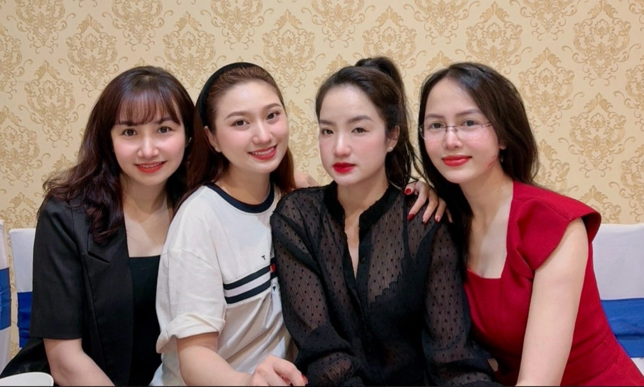 Quỳnh Trang, Cao Mỹ Kim, Mai Lan, Kim Ngân (từ trái qua). Ảnh: NVCC.