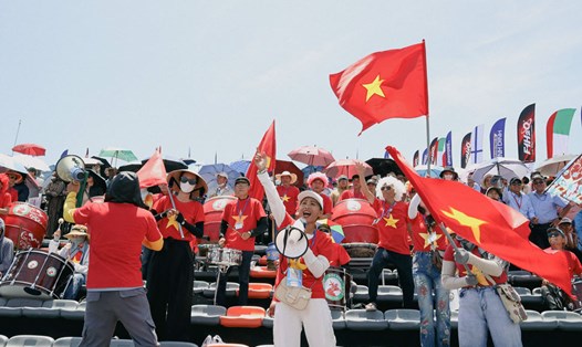 Những cú bo cua "thần sầu" tại giải đua ở Bình Định làm khán giả phấn khích. Ảnh: Ban tổ chức
