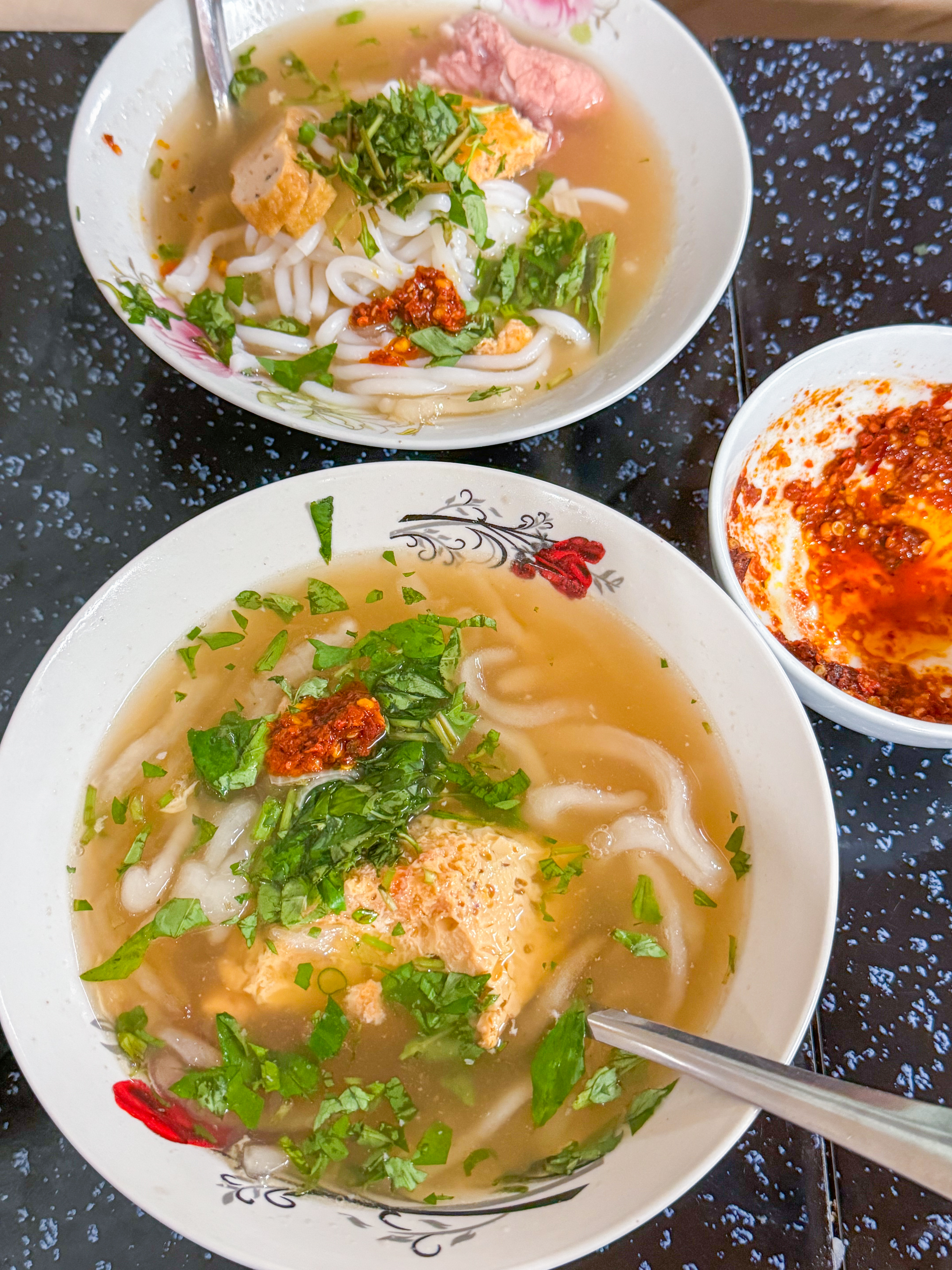 Một bát bánh canh 