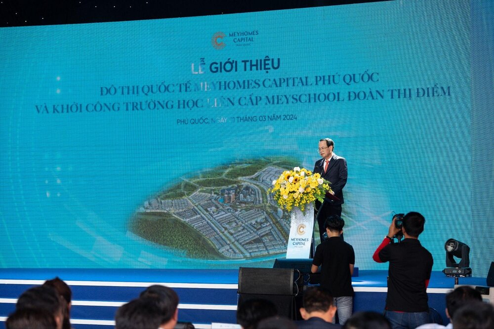 Ông Nguyễn Minh Ngọc - Phó Chủ tịch HĐQT Tập đoàn Tân Á Đại Thành chia sẻ tại sự kiện. Ảnh: Meyland  