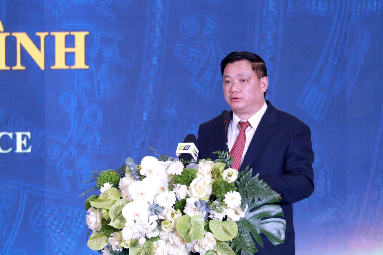 Chủ tịch UBND tỉnh Thái Bình phát biểu khai mạc hội nghị. Ảnh: Nam Hồng