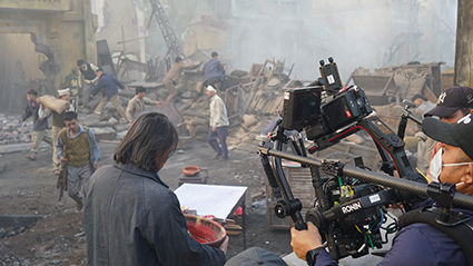 Cảnh hậu trường phim "Đào, phở và piano". Ảnh: ĐPCC