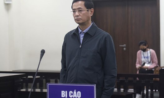 Cựu Giám đốc CDC Hà Nội - bị cáo Trương Quang Việt tại phiên toà chiều 5.3. Ảnh: Quang Việt