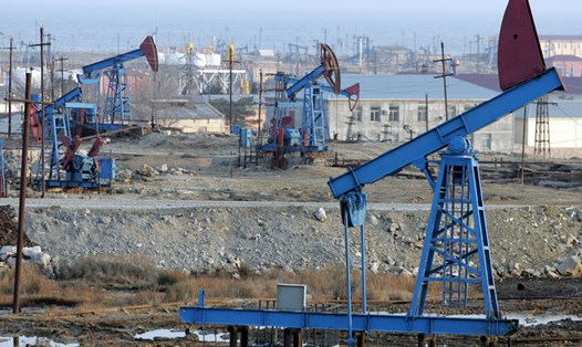 Mỏ khí đốt gần Baku, Azerbaijan. Ảnh minh họa. Ảnh chụp màn hình Bloomberg