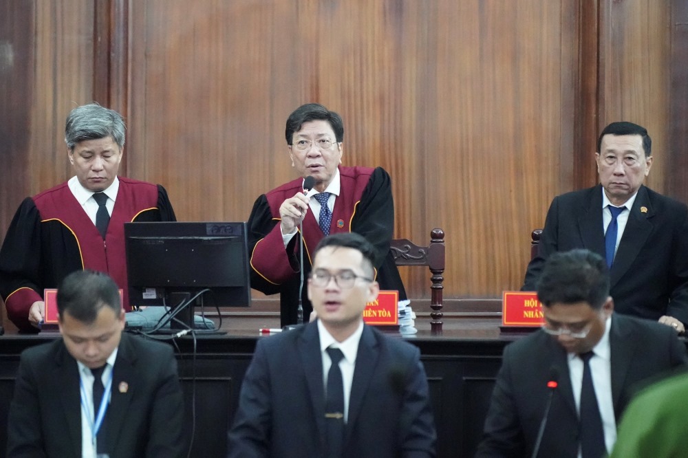  Phiên tòa do thẩm phán Phạm Lương Toản (Chánh tòa Hình sự TAND TPHCM) làm chủ tọa, dự kiến kéo dài đến 29.4. Ảnh: Chí Thạch