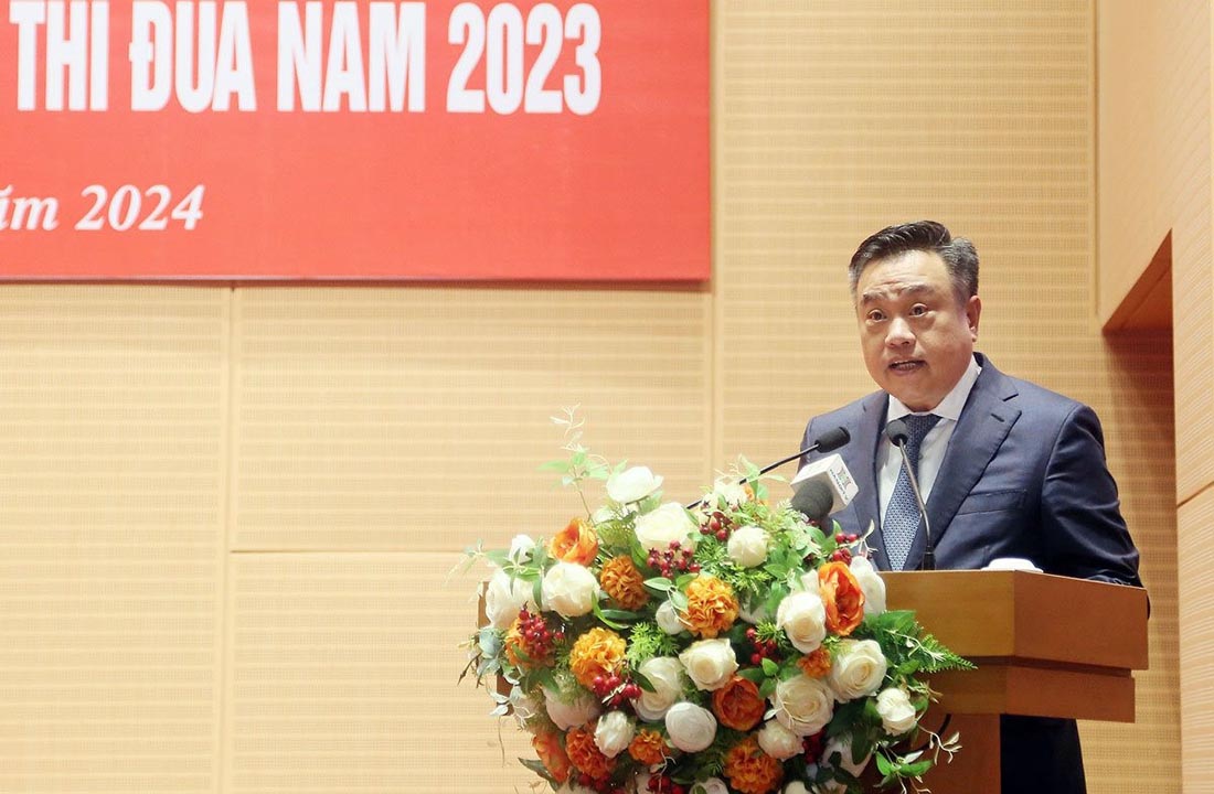 Chủ tịch UBND TP Hà Nội Trần Sỹ Thanh phát biểu tại hội nghị. Ảnh: Viết Thành