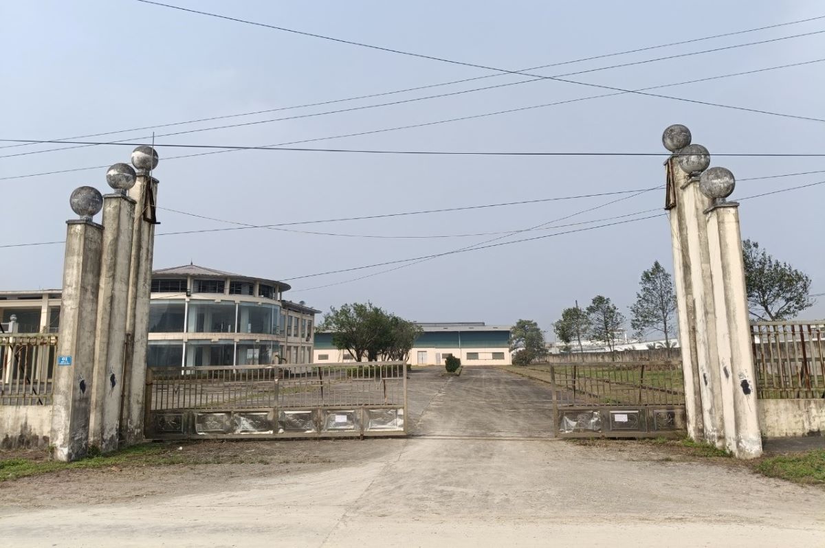 Theo tìm hiểu được biết, Trung tâm Phát triển nông thôn Thanh Hóa (ở xã Hoằng Kim, huyện Hoằng Hóa, tỉnh Thanh Hóa) được đầu tư xây dựng từ năm 2009, với tổng số tiền hơn 17 tỉ đồng từ chương trình tín dụng tài trợ. Ảnh: Quách Du