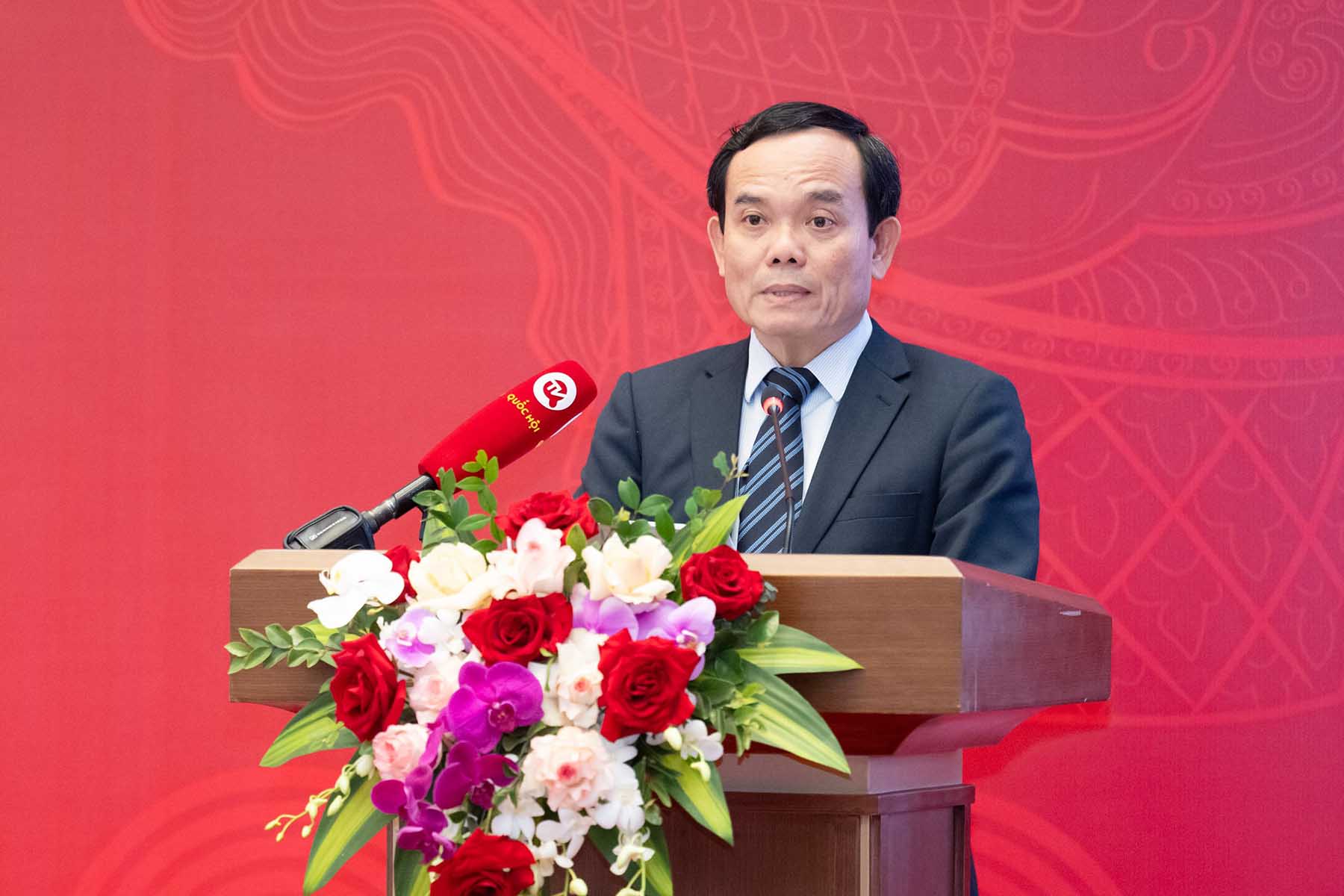 Phó Thủ tướng Chính phủ Trần Lưu Quang báo cáo tại hội nghị. Ảnh: Phạm Thắng