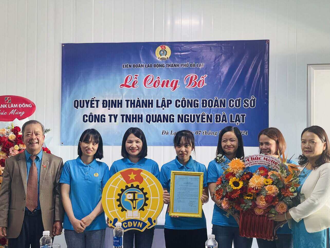 Thành lập Công đoàn cơ sở Công ty TNHH Quang Nguyên Đà Lạt. Ảnh: Mai Hương