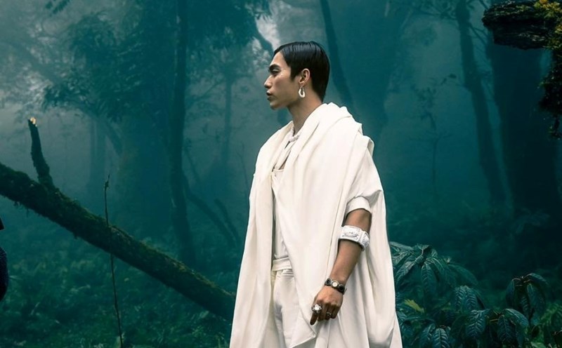 Mono trong MV "Open your eyes". Ảnh: Soni Photo