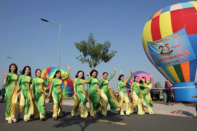 Các cấp Công đoàn An Giang đẩy mạnh chăm lo nữ đoàn viên