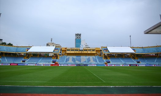 Sân vận động Hàng Đẫy là sân nhà của 3 đội bóng tại V.League. Ảnh: Sơn Tùng