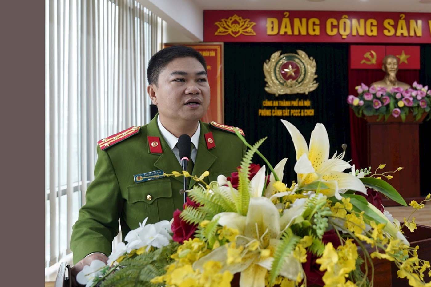 Đại tá Dương Đức Hải, Phó Giám đốc Công an TP Hà Nội phát biểu chỉ đạo hội nghị. Ảnh: Công an TP Hà Nội