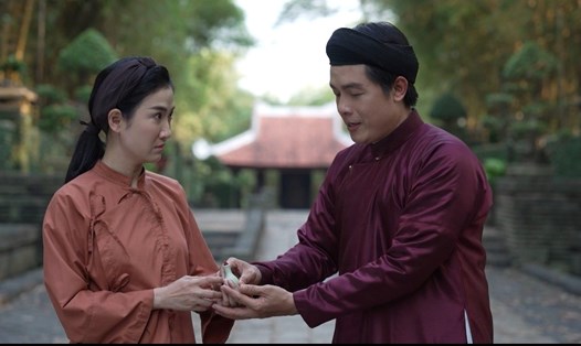 Diễn viên Hòa Hiệp và Quỳnh Lam trong phim "Duyên tiên tiền định". Ảnh THVL1