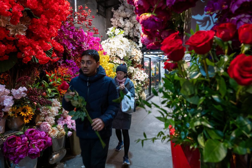 Những bông hoa đã đảm nhiệm vị trí "thay lời muốn nói" của con người từ hàng ngàn năm nay. Ảnh: AFP