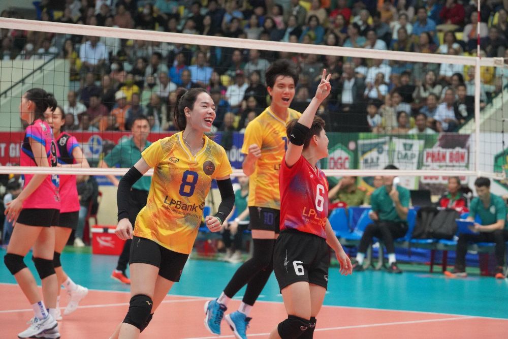 Các đội bóng sẵn sàng tranh tài tại giải bóng chuyền vô địch quốc gia 2024. Ảnh: VFV