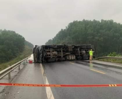 Hiện trường vụ tai nạn. Ảnh: Hàn Nguyên.