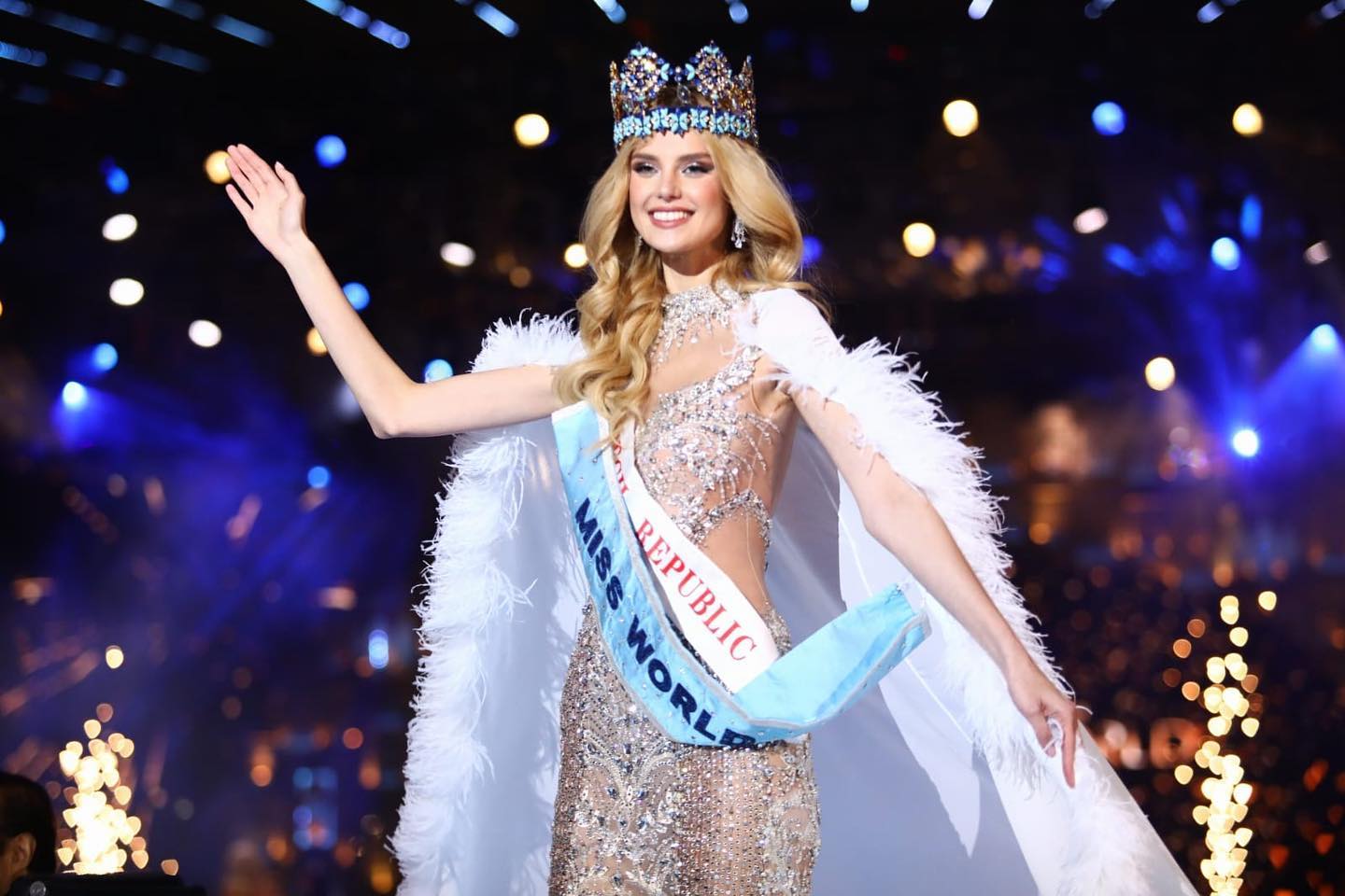 Krystyna Pyszková đăng quang Miss World. Ảnh: Facebook Miss World