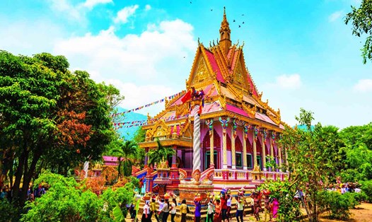 Chôl Chnăm Thmây, lễ hội mừng năm mới của người Khmer. Ảnh: tayninh.gov.vn