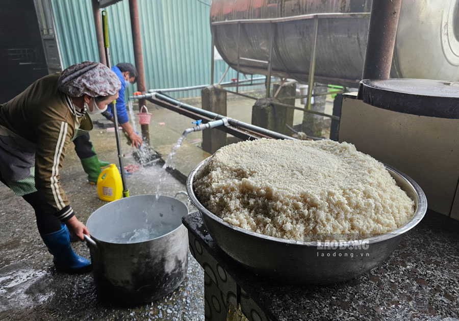 Các trường bán trú vùng cao Yên Bái đã được tiếp nhận gạo hỗ trợ học sinh. Ảnh: Bảo Nguyên