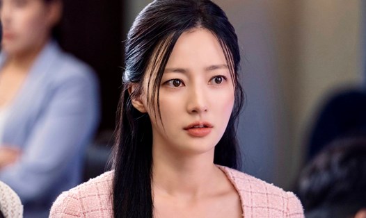 Nữ diễn viên Song Ha Yoon phim "Cô đi mà lấy chồng tôi". Ảnh: Naver