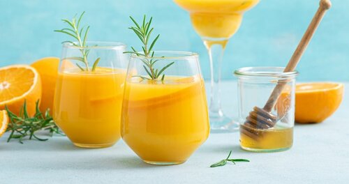 Pha chế nước cam với mật ong đúng cách sẽ giúp tăng cường sức khoẻ. Ảnh: Pixabay