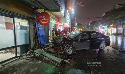 Hiện trường vụ tai nạn đường Điện Biên (TP Nam Định). Ảnh: Hà Vi