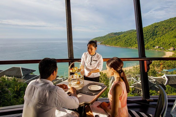 Một nhà hàng sang trọng trên bán đảo Sơn Trà, Đà Nẵng. Ảnh: InterContinental Danang Sun Peninsula Resort