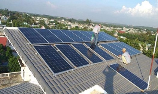 Cần quy định cơ chế, chính sách khuyến khích phát triển điện mặt trời mái nhà. Ảnh: Minh Tiến