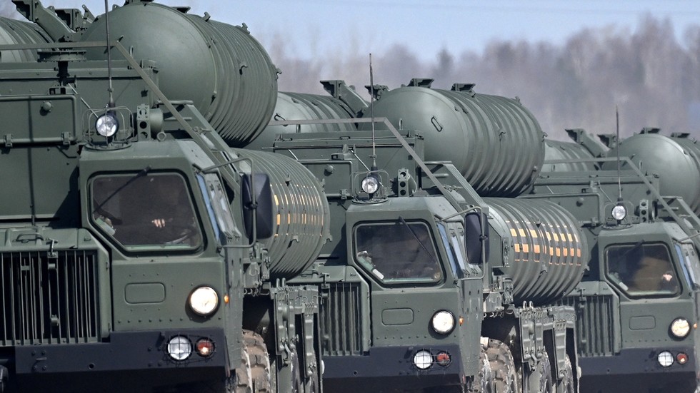Hệ thống tên lửa S-400 của Nga. Ảnh: Sputnik