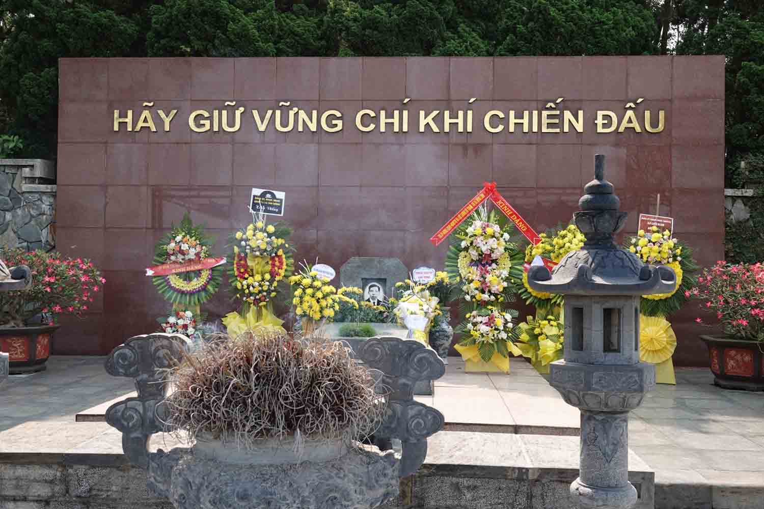 Phần mộ cố Tổng Bí thư Trần Phú. Ảnh: Trần Tuấn.