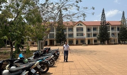 Một góc Trường THPT Nguyễn Văn Cừ, nơi xảy ra vụ việc. Ảnh: Bảo Trung
