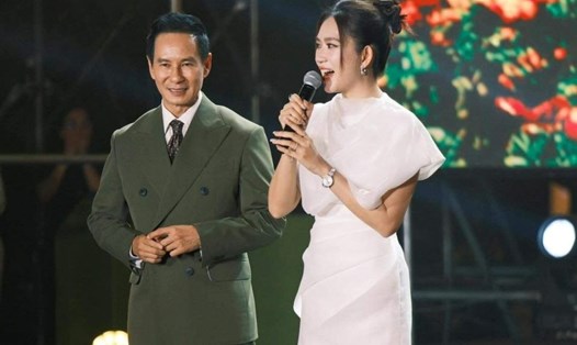 Lý Hải, Minh Hà tại buổi Showcase phim  "Lật mặt 7: Một điều ước". Ảnh: Ái Diễm