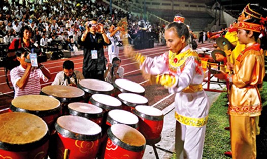 Biểu diễn trống trận Tây Sơn. Ảnh: Đào Tiến Đạt.