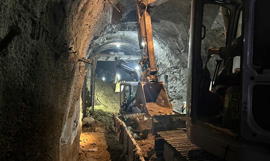 Cận cảnh sập hầm đường tàu hỏa ở Khánh Hòa. Ảnh: Tổng Công ty đường sắt Việt Nam.