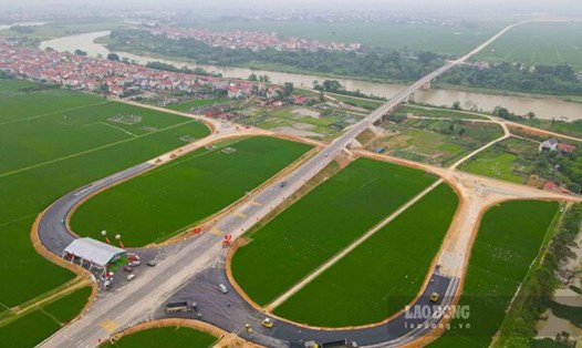 Cầu Xuân Cẩm - Bắc Phú đã chính thức thông xe. Ảnh: Vân Trường