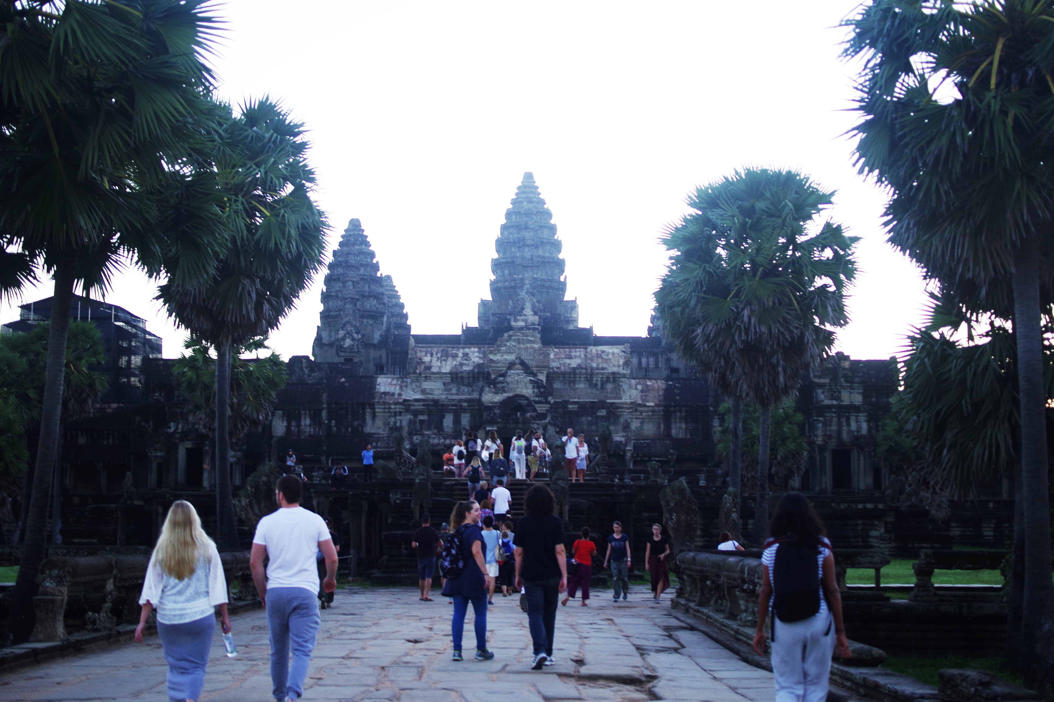 Tham quan đền đài Angkor là trải nghiệm luôn nằm trong check-list du lịch của khách tới Siem Reap. Ảnh: Đan Thanh